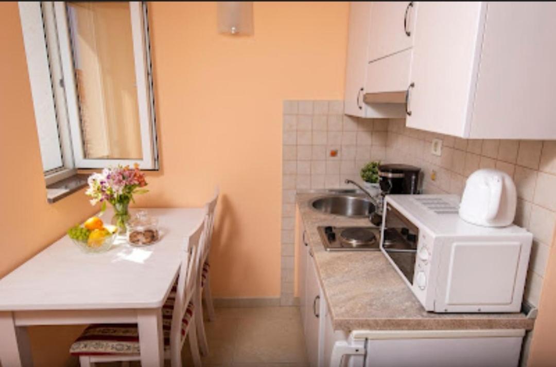 Apartmani Dubrava Podstrana Ngoại thất bức ảnh